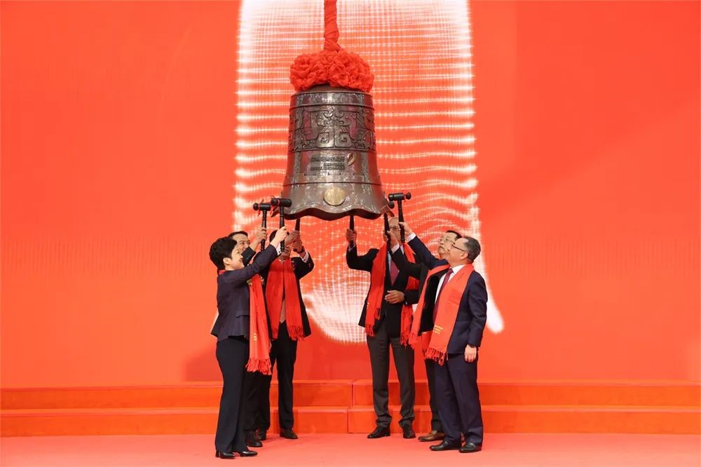 新華日?qǐng)?bào)、證券時(shí)報(bào)、中國(guó)經(jīng)濟(jì)新聞網(wǎng)等多家媒體報(bào)道“中集環(huán)科上市”